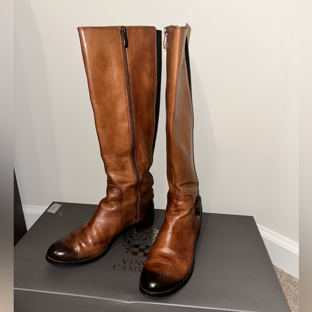 *SOLD* Blowout 🚨Size 8 Western Vince Camuto Riding Boot 👢 Perfect for F/W